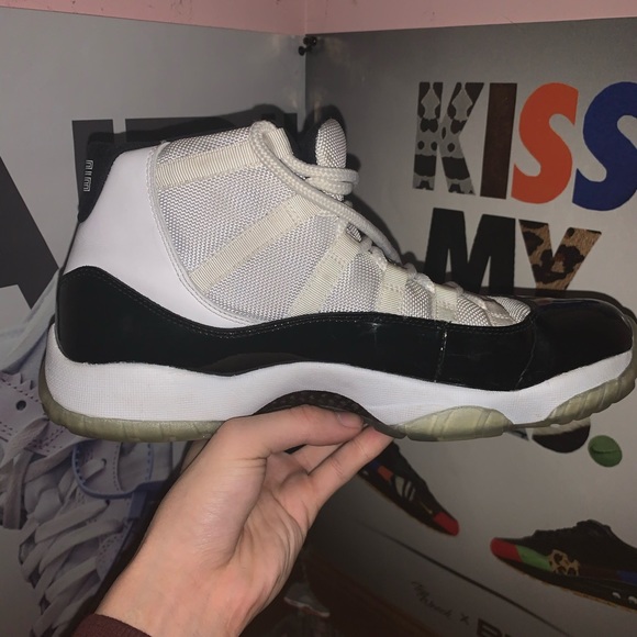 Jordan 11 concord (2011)